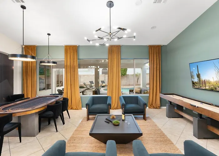 Desert Escape Minutes From Shopping, Dining & Golf Holiday home