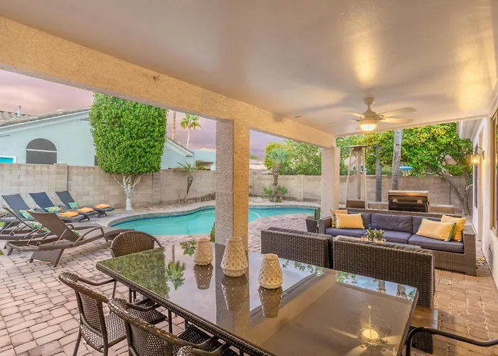 Desert Escape Minutes From Shopping, Dining & Golf * Phoenix