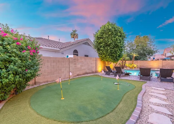 Desert Escape Minutes From Shopping, Dining & Golf Phoenix